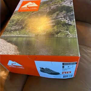 Ozark Trail Women's Athletic Shoes - Black and Gray